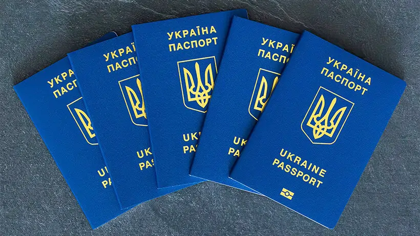 Особенности процесса получения загранпаспорта в Украине