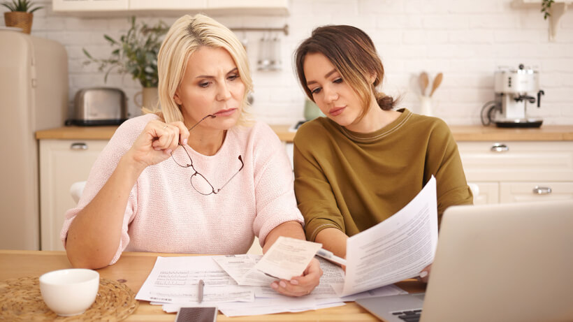 Алименты на совершеннолетнего ребенка: взыскание, размер и судебная практика