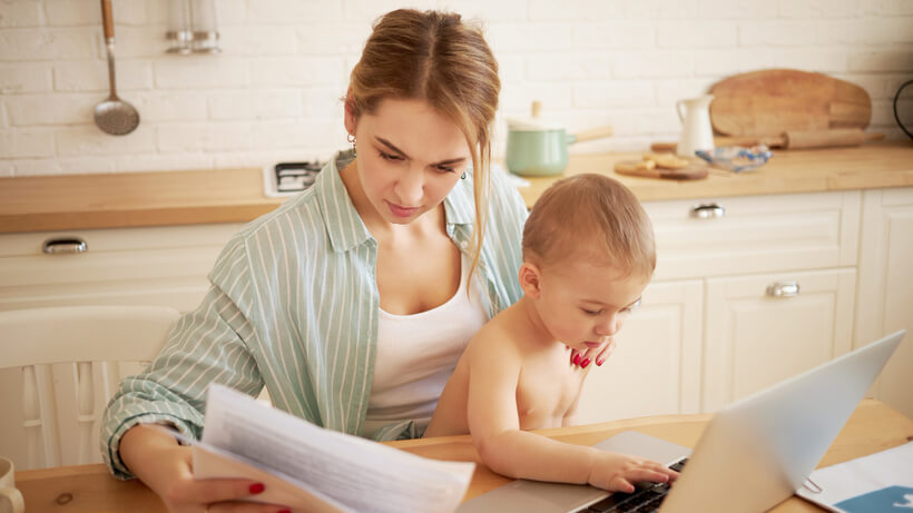 Які докази необхідні для стягнення додаткових витрат на дитину?