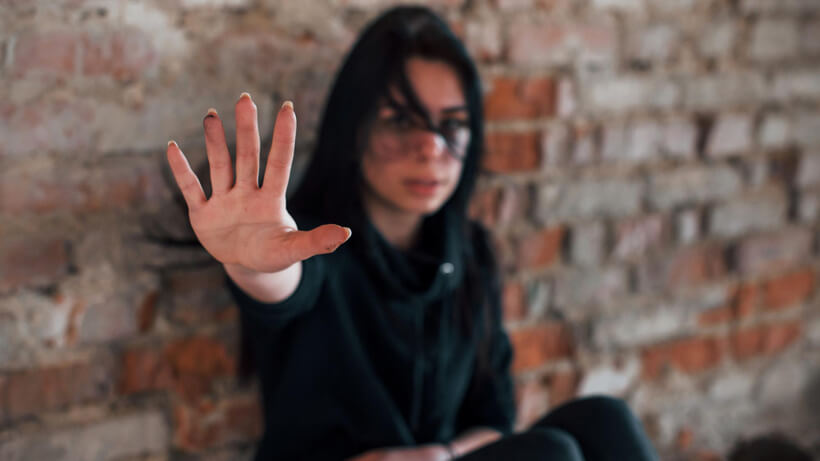 Зґвалтування (ст. 152 КК України): яка відповідальність та чому потерпілому потрібен адвокат?